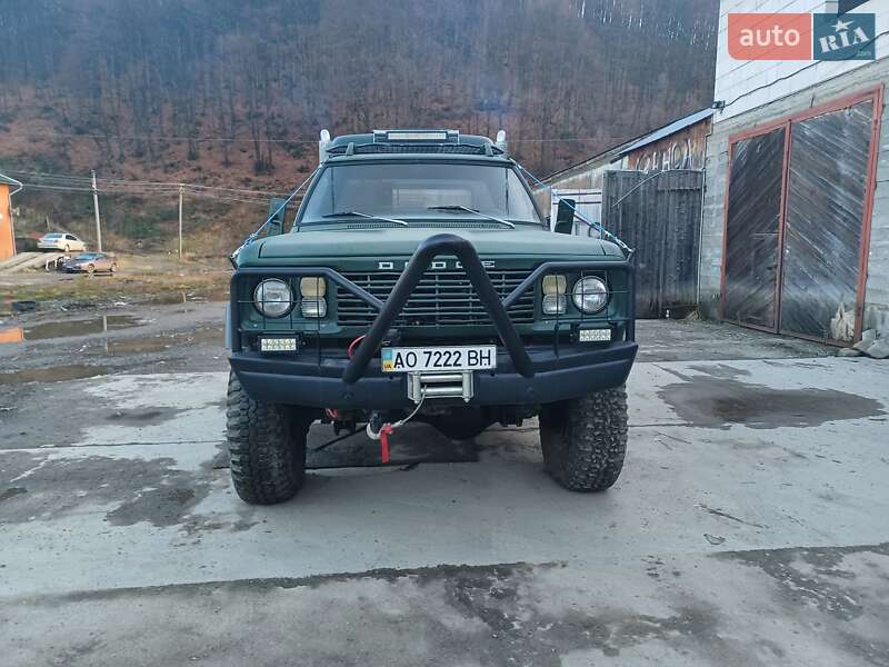 Пикап Dodge M 880 1976 в Тячеве фото 2 Пикап Dodge M 880 1976 в Тячеве