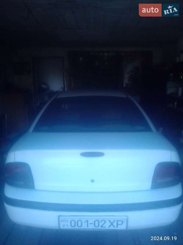 Седан Dodge Neon 1995 в Харькове