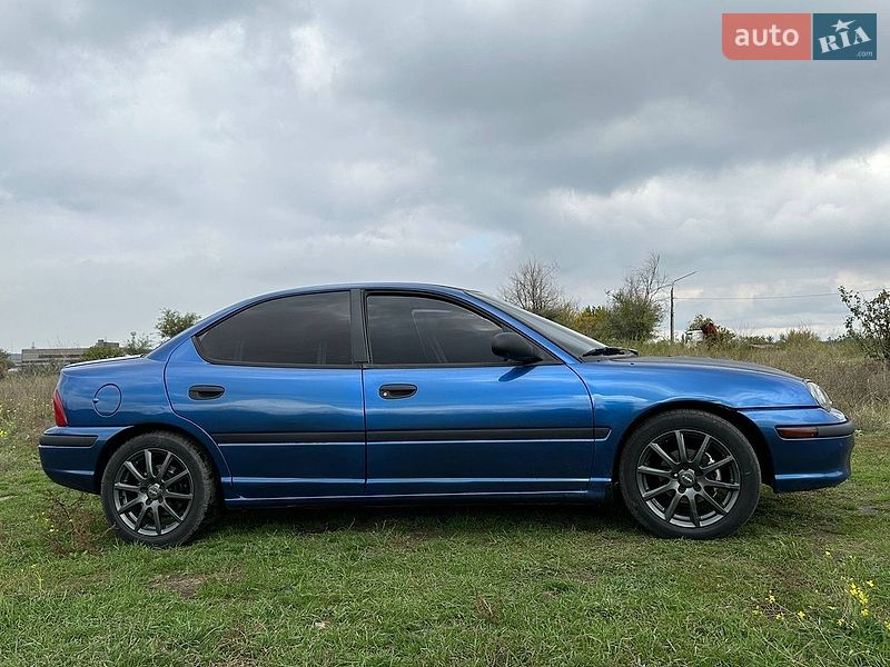 Седан Dodge Neon 1996 в Кривом Роге