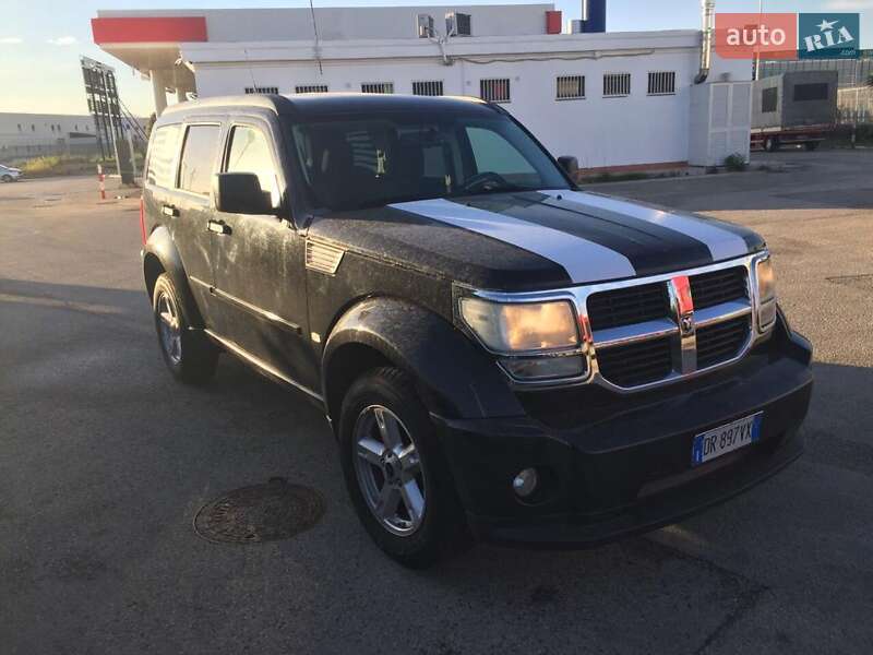 Внедорожник / Кроссовер Dodge Nitro 2007 в Черкассах