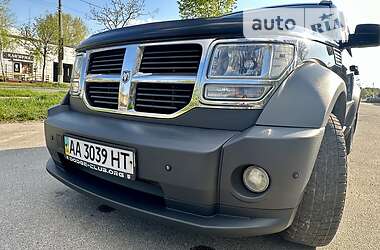 Внедорожник / Кроссовер Dodge Nitro 2008 в 