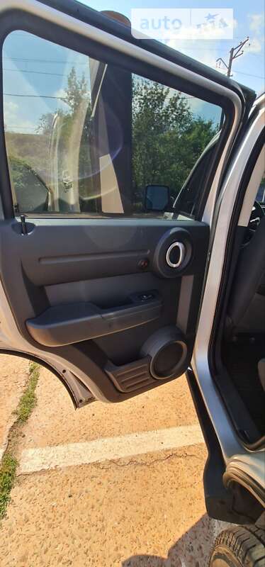 Внедорожник / Кроссовер Dodge Nitro 2008 в Кривом Роге