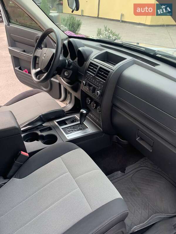 Внедорожник / Кроссовер Dodge Nitro 2007 в Синельниково фото 7 Внедорожник / Кроссовер Dodge Nitro 2007 в Синельниково