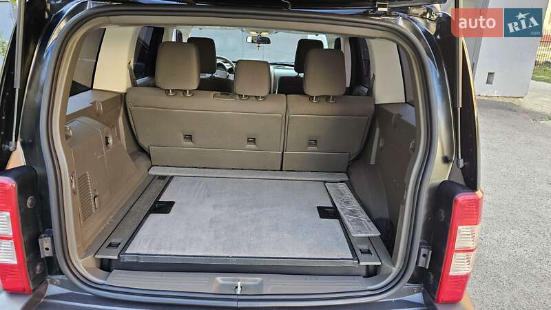 Внедорожник / Кроссовер Dodge Nitro 2008 в Луцке