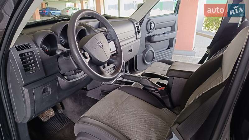 Позашляховик / Кросовер Dodge Nitro 2008 в Києві