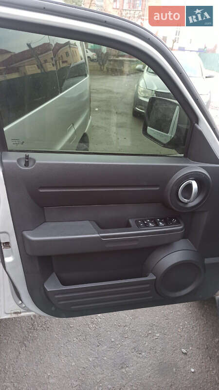 Внедорожник / Кроссовер Dodge Nitro 2007 в Звягеле фото 13 Внедорожник / Кроссовер Dodge Nitro 2007 в Звягеле