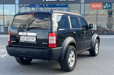 Внедорожник / Кроссовер Dodge Nitro 2007 в 
