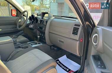 Внедорожник / Кроссовер Dodge Nitro 2007 в 