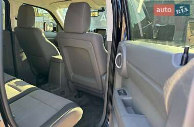 Внедорожник / Кроссовер Dodge Nitro 2007 в 