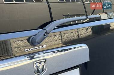 Позашляховик / Кросовер Dodge Nitro 2008 в 