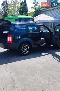 Внедорожник / Кроссовер Dodge Nitro 2007 в 