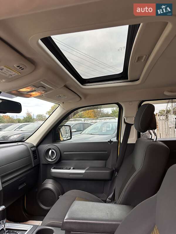 Внедорожник / Кроссовер Dodge Nitro 2010 в Смеле фото 17 Внедорожник / Кроссовер Dodge Nitro 2010 в Смеле