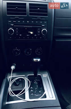 Внедорожник / Кроссовер Dodge Nitro 2007 в Львове