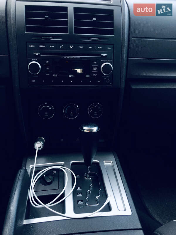 Внедорожник / Кроссовер Dodge Nitro 2007 в Львове