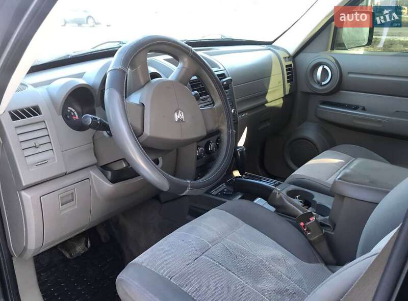 Внедорожник / Кроссовер Dodge Nitro 2007 в Киеве