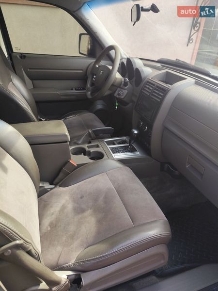 Внедорожник / Кроссовер Dodge Nitro 2007 в Косове