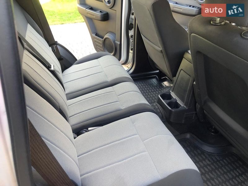 Внедорожник / Кроссовер Dodge Nitro 2007 в Львове
