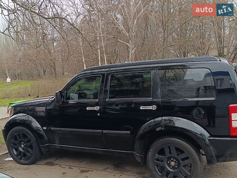 Внедорожник / Кроссовер Dodge Nitro 2007 в Кривом Роге