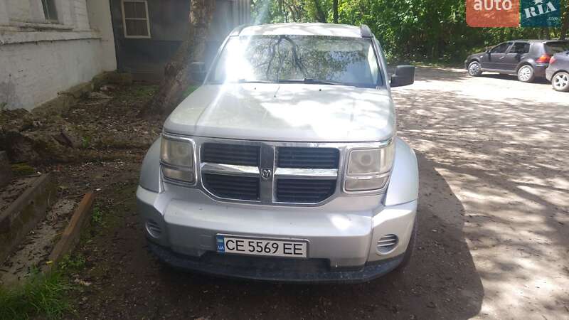 Позашляховик / Кросовер Dodge Nitro 2007 в Чернівцях