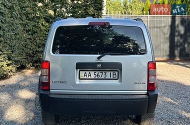 Позашляховик / Кросовер Dodge Nitro 2007 в Києві