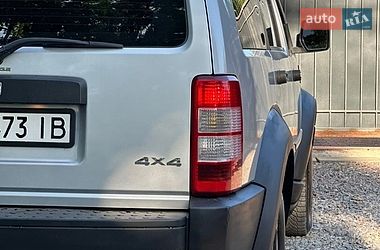 Позашляховик / Кросовер Dodge Nitro 2007 в Києві