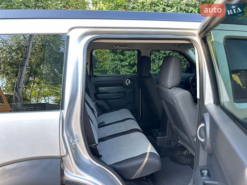Позашляховик / Кросовер Dodge Nitro 2007 в Києві