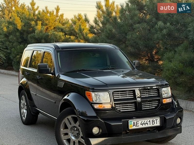 Позашляховик / Кросовер Dodge Nitro 2008 в Дніпрі