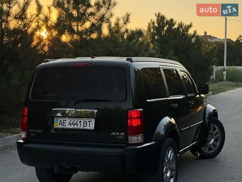 Позашляховик / Кросовер Dodge Nitro 2008 в Дніпрі