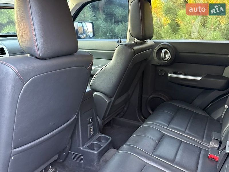 Позашляховик / Кросовер Dodge Nitro 2008 в Дніпрі