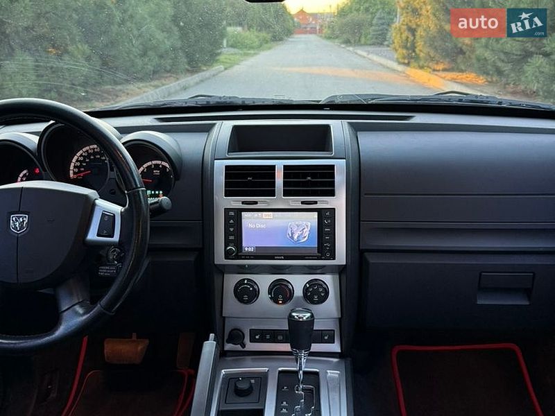 Позашляховик / Кросовер Dodge Nitro 2008 в Дніпрі