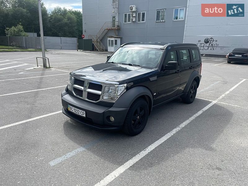 Внедорожник / Кроссовер Dodge Nitro 2007 в Львове