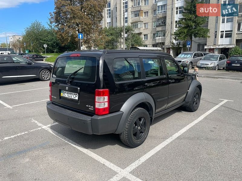 Внедорожник / Кроссовер Dodge Nitro 2007 в Львове
