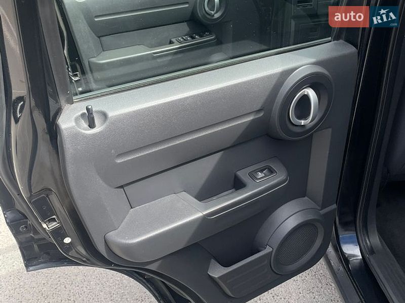 Внедорожник / Кроссовер Dodge Nitro 2007 в Львове