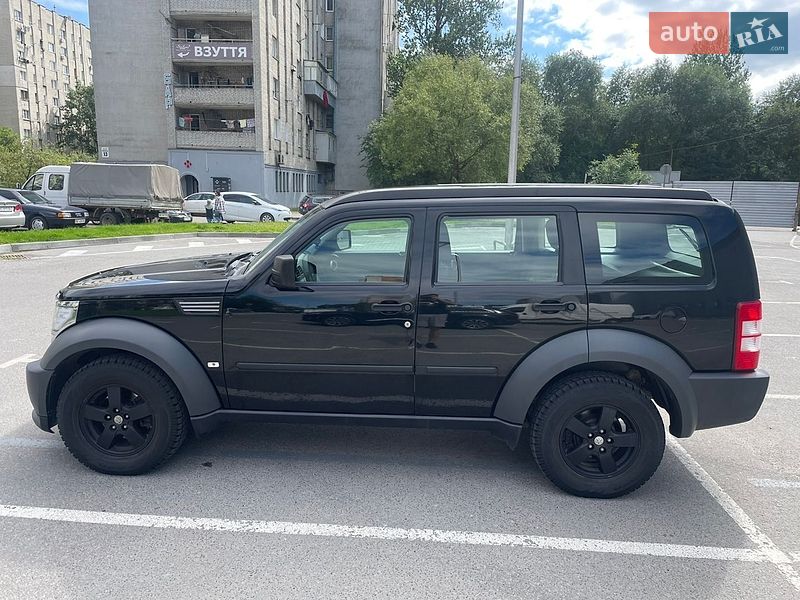 Внедорожник / Кроссовер Dodge Nitro 2007 в Львове
