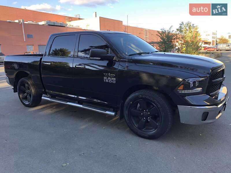 Пикап Dodge RAM 1500 2016 в Николаеве