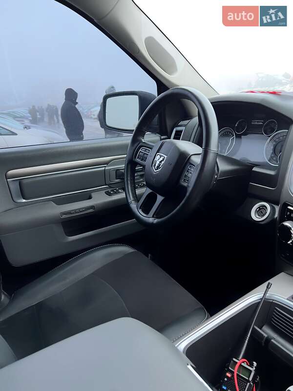 Пикап Dodge RAM 1500 2016 в Полтаве