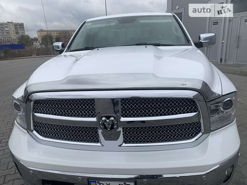 Пікап Dodge RAM 1500 2016 в Кам'янець-Подільському
