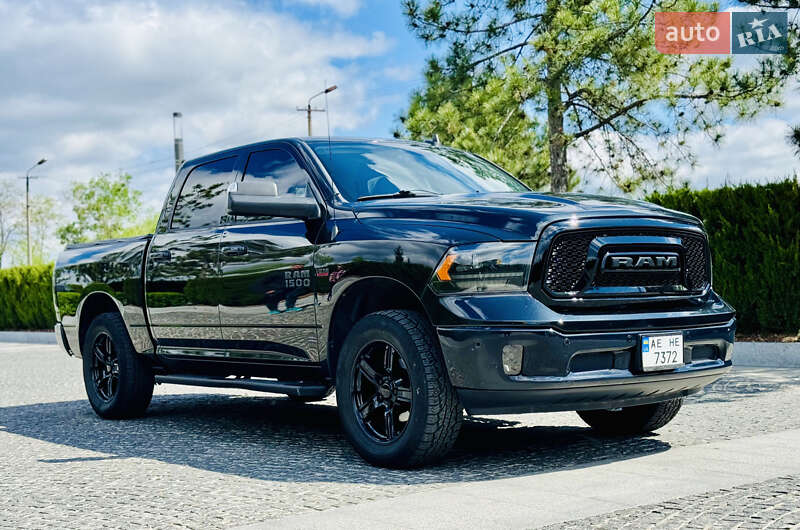 Пикап Dodge RAM 1500 2016 в Днепре