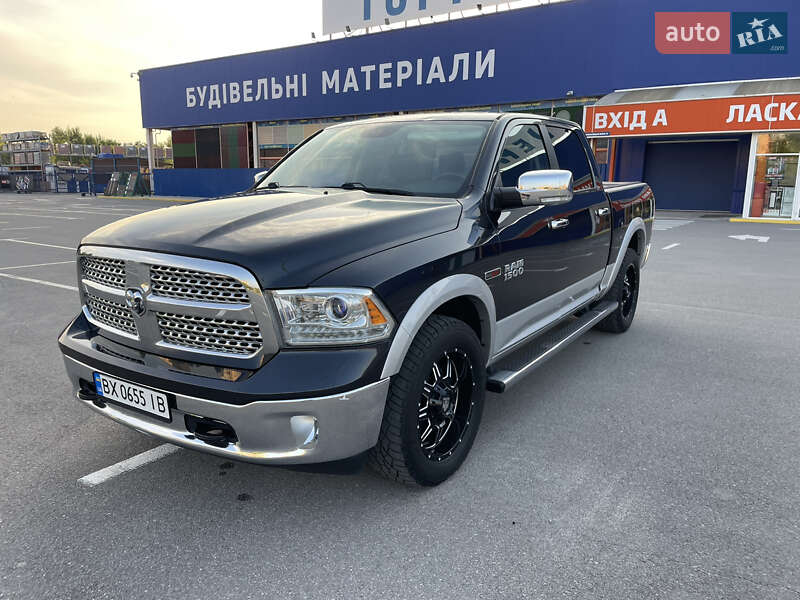 Dodge RAM 1500 2016
