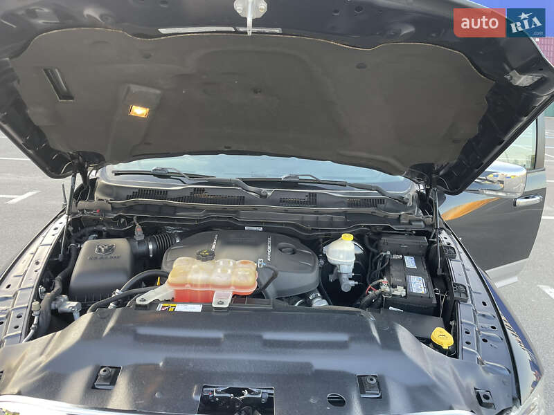 Пикап Dodge RAM 1500 2016 в Каменец-Подольском фото 31 Пикап Dodge RAM 1500 2016 в Каменец-Подольском