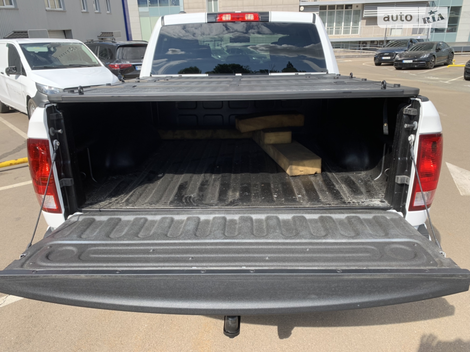 2021 Dodge RAM - мініатюра 29