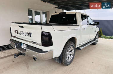 Пікап Dodge RAM 1500 2015 в Чернівцях