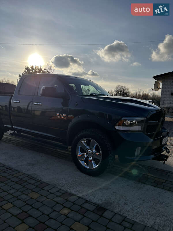 Пикап Dodge RAM 1500 2013 в Вараше