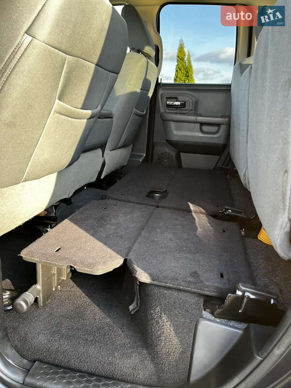 Пикап Dodge RAM 1500 2013 в Вараше