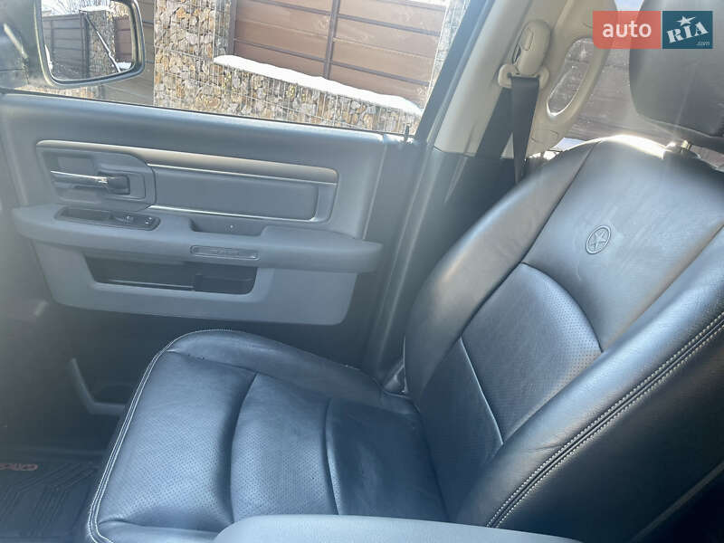 Пікап Dodge RAM 1500 2016 в Калинівці
