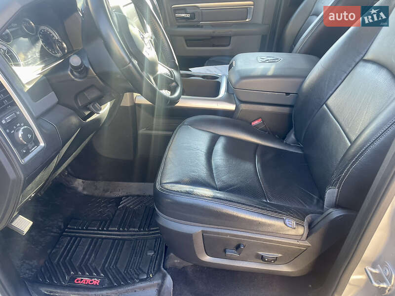 Пікап Dodge RAM 1500 2016 в Калинівці