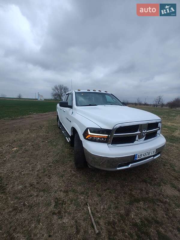 Dodge RAM 1500 2011