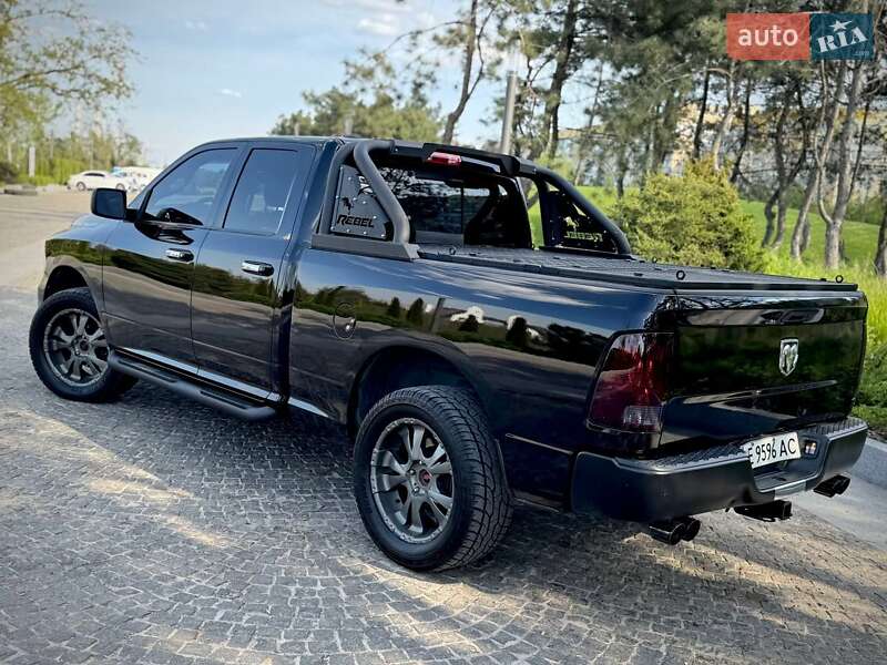 Пікап Dodge RAM 1500 2014 в Дніпрі