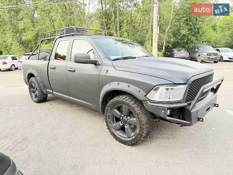 Dodge RAM 1500 2014