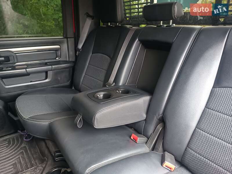Пикап Dodge RAM 1500 2015 в Львове фото 37 Пикап Dodge RAM 1500 2015 в Львове